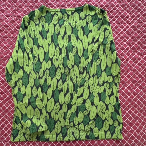 Garnet Hill . Size Large, but fits medium. - Picture 2 of 6